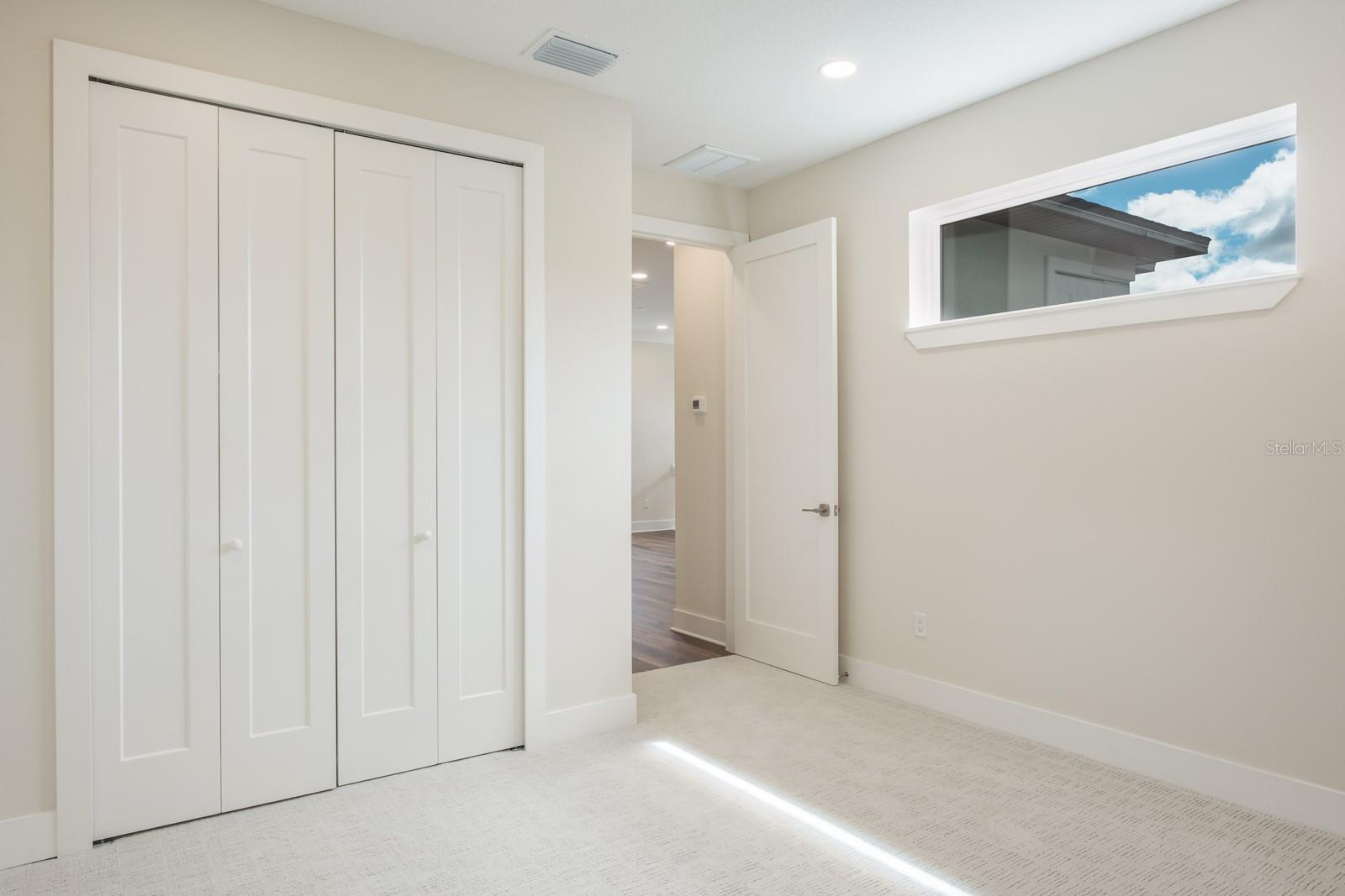 Image 48 of 59 For 271 Larocca Court