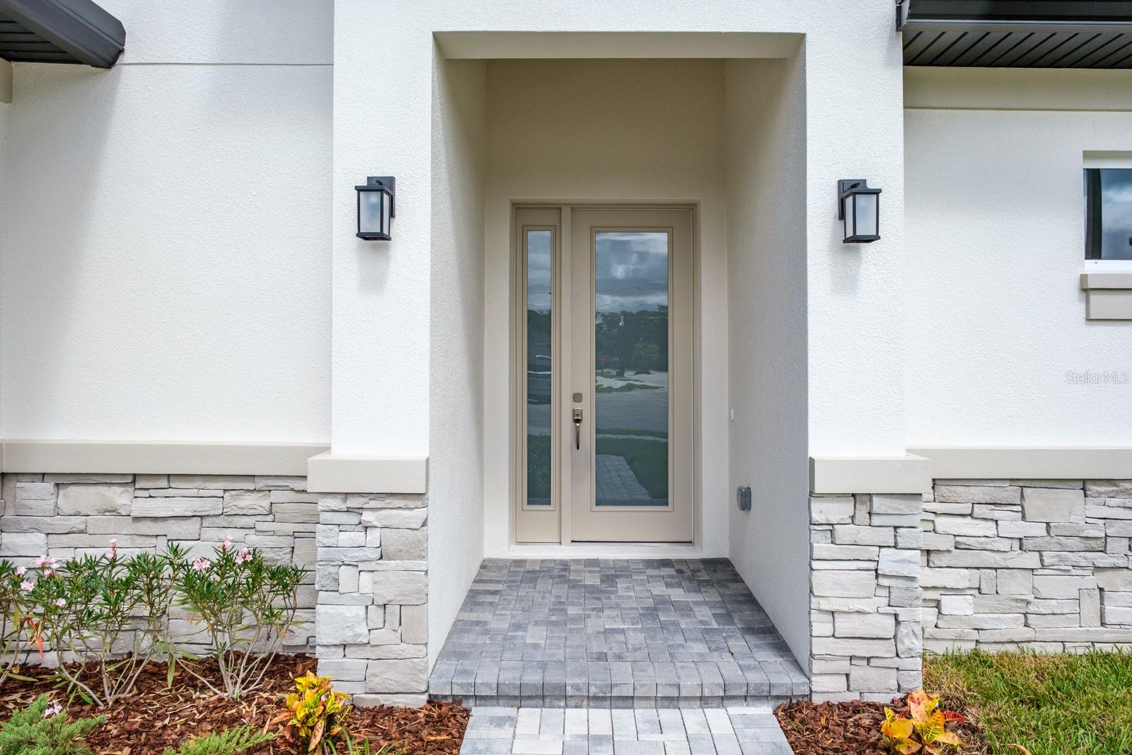 Image 7 of 59 For 271 Larocca Court