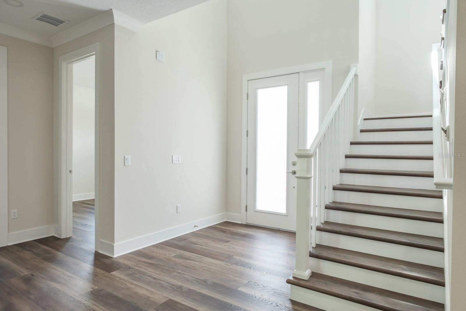 Image 9 of 59 For 271 Larocca Court