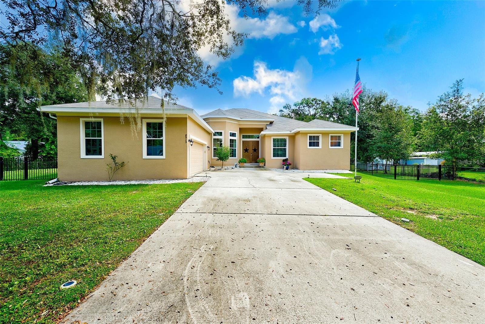 Details for 8915 Pinecrest Drive, LAKELAND, FL 33809