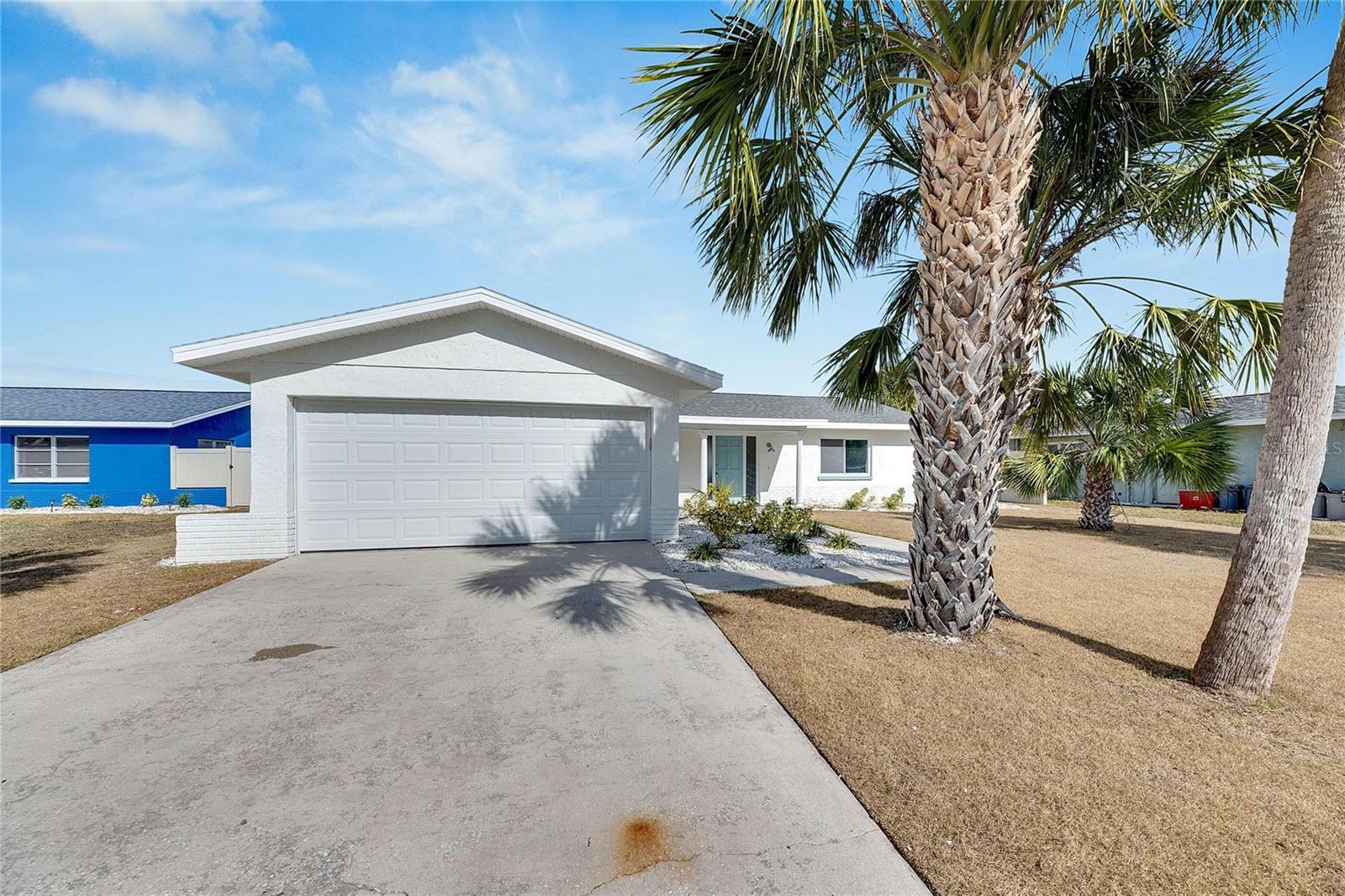 Image 10 of 54 For 1009 Spindle Palm Way