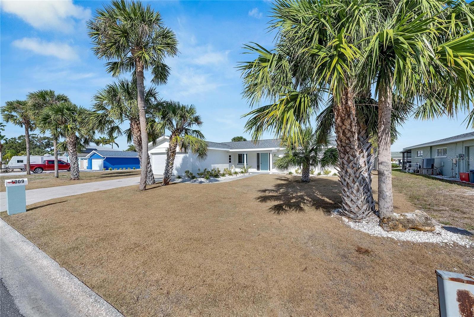 Image 9 of 54 For 1009 Spindle Palm Way