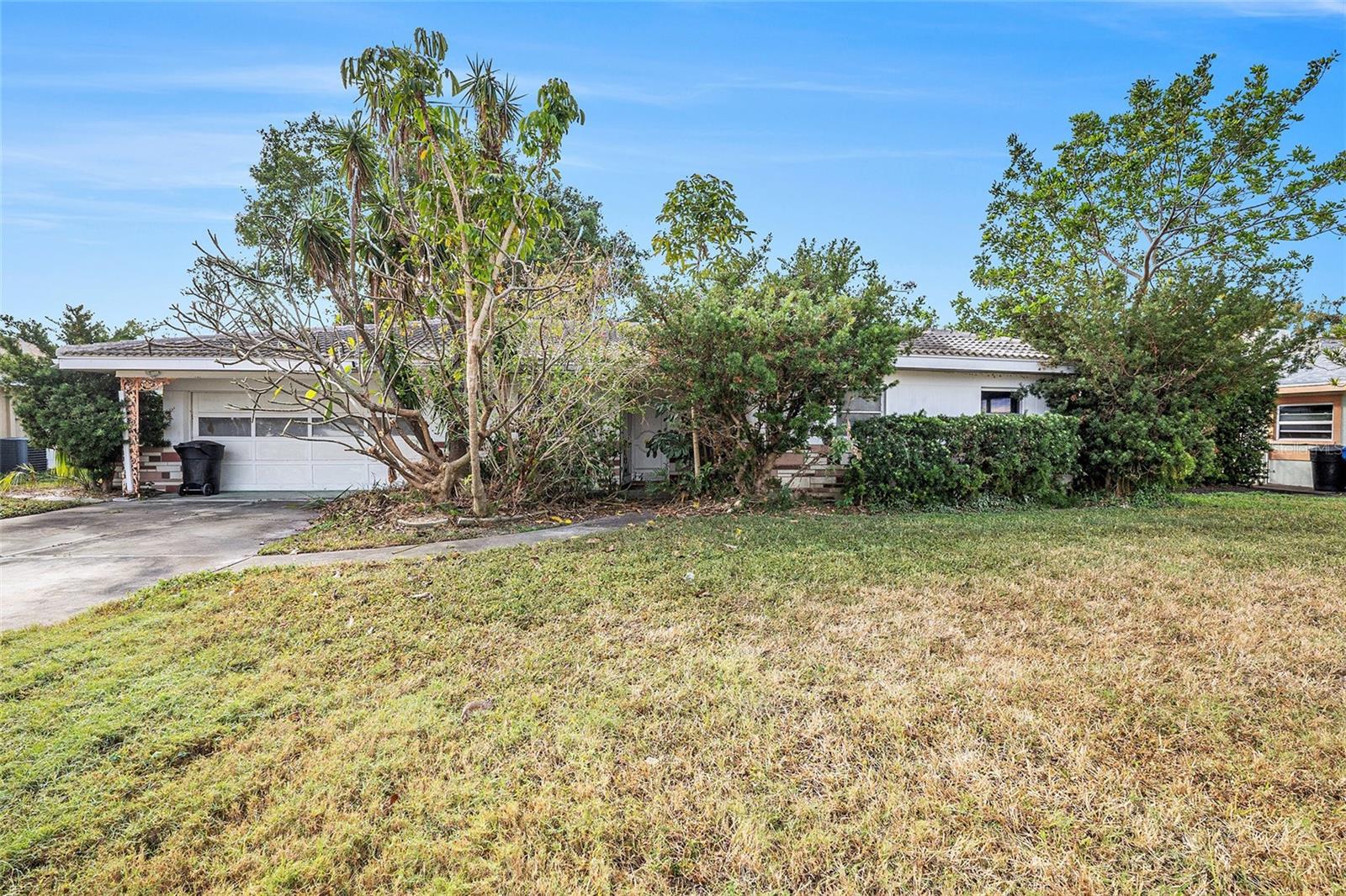 Details for 2846 Pinellas Point Drive S, SAINT PETERSBURG, FL 33712