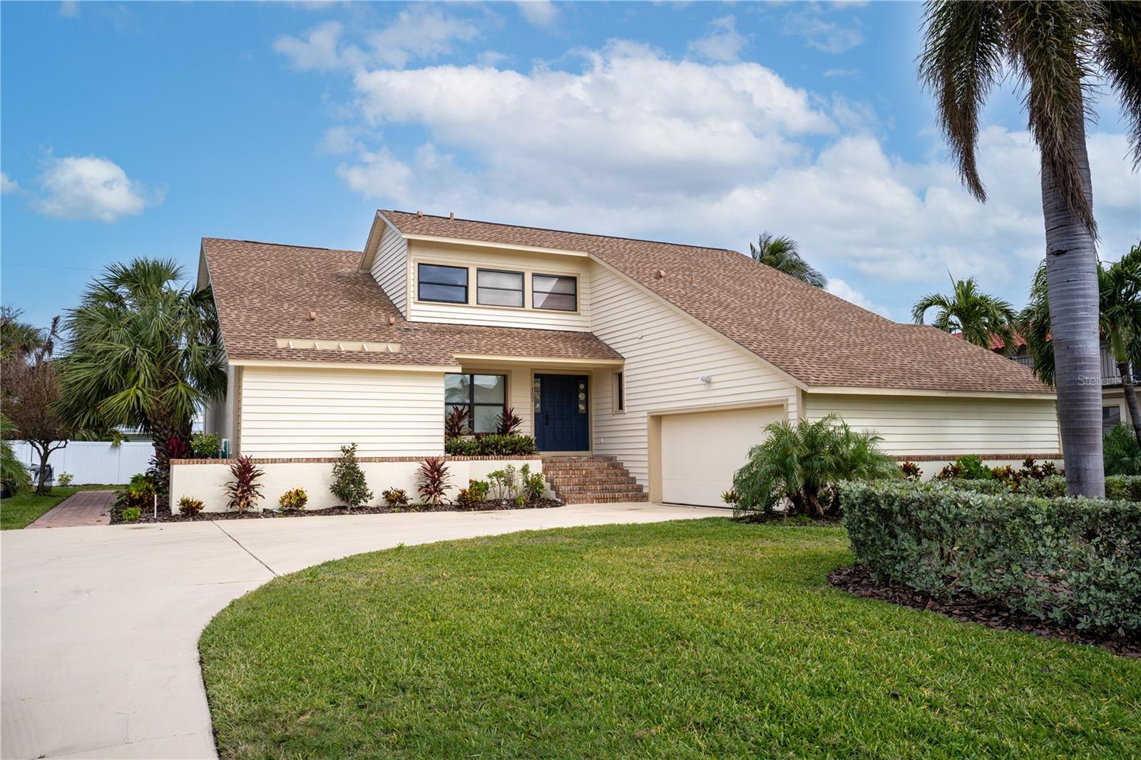 Details for 107 17th Street, BELLEAIR BEACH, FL 33786