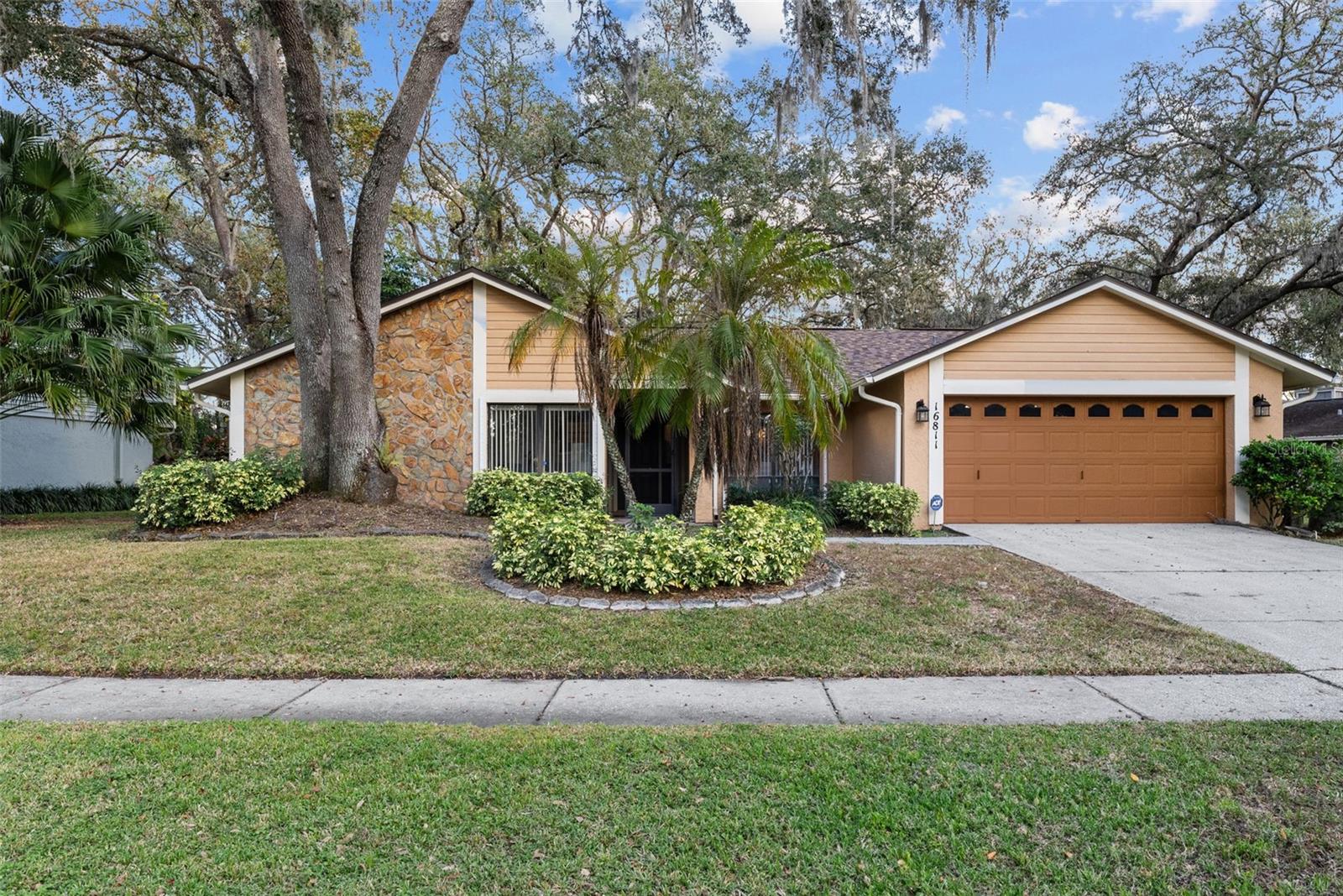 Details for 16811 Rolling Rock Drive, TAMPA, FL 33618