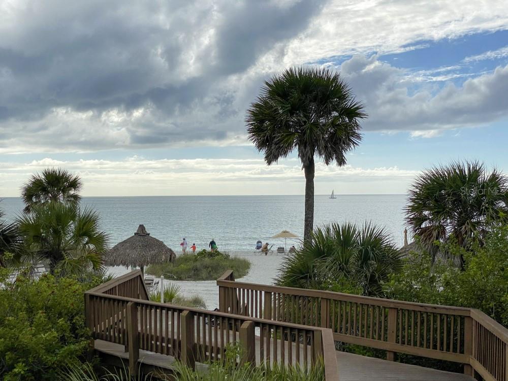 Listing photo id 85 for 1211 Gulf Of Mexico Drive 910