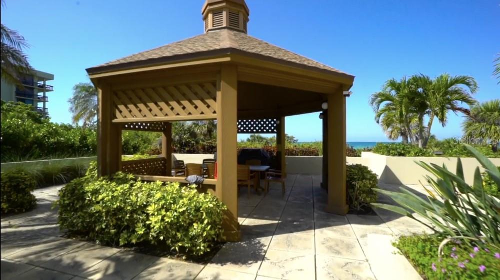 Listing photo id 87 for 1211 Gulf Of Mexico Drive 910