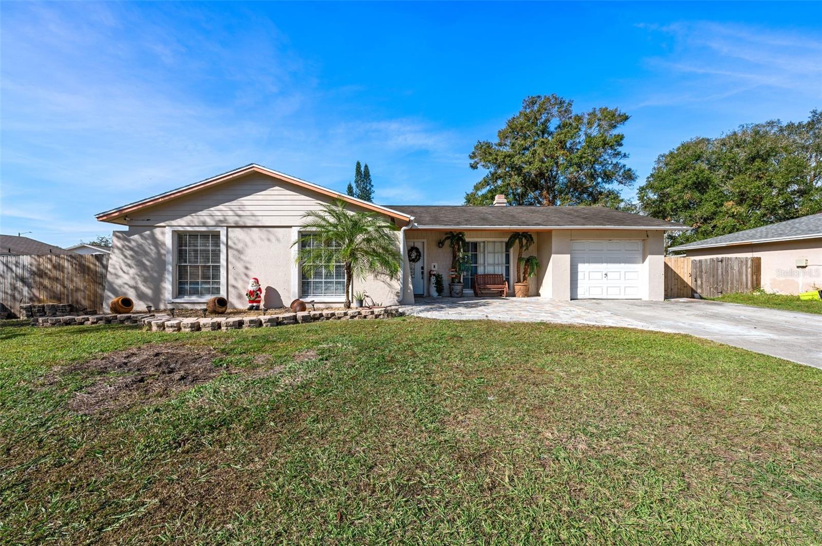 Image 4 of 42 For 6550 Spanish Moss Circle