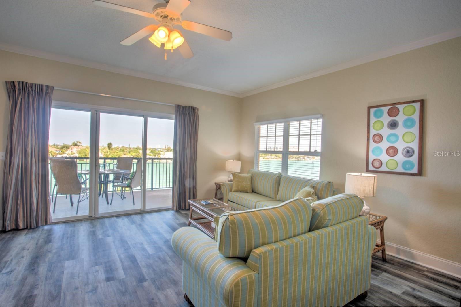 Image 4 of 41 For 10315 Gulf Boulevard 309