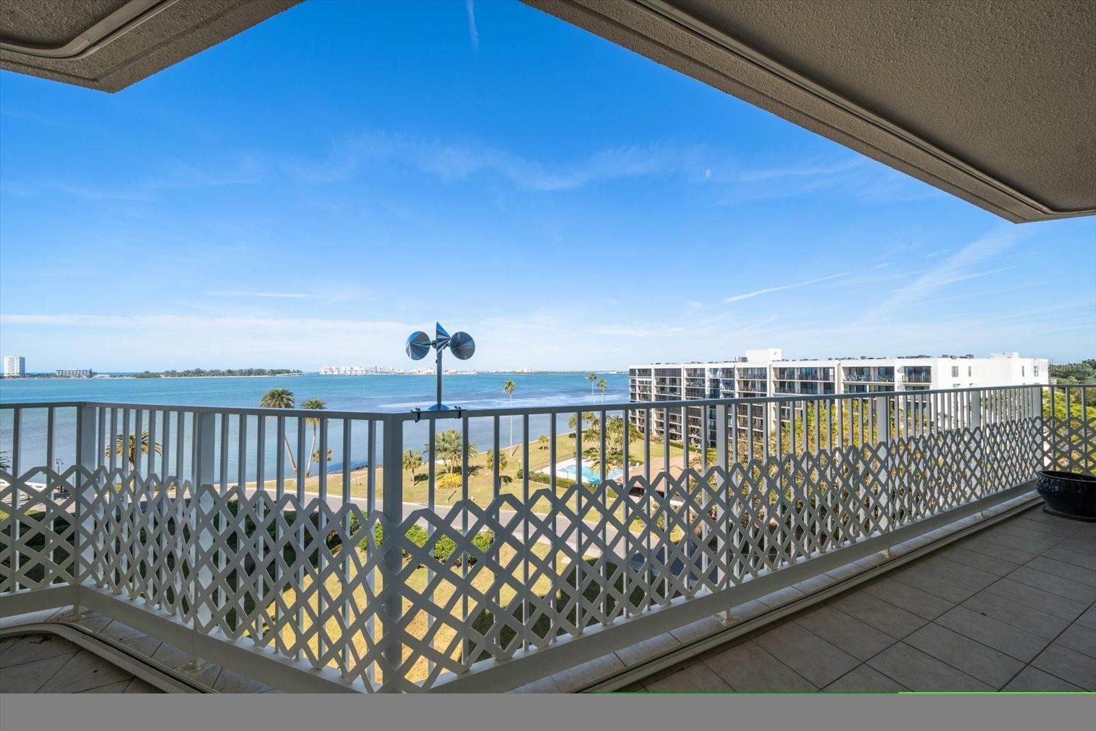 Listing photo id 63 for 3 Seaside Lane 601