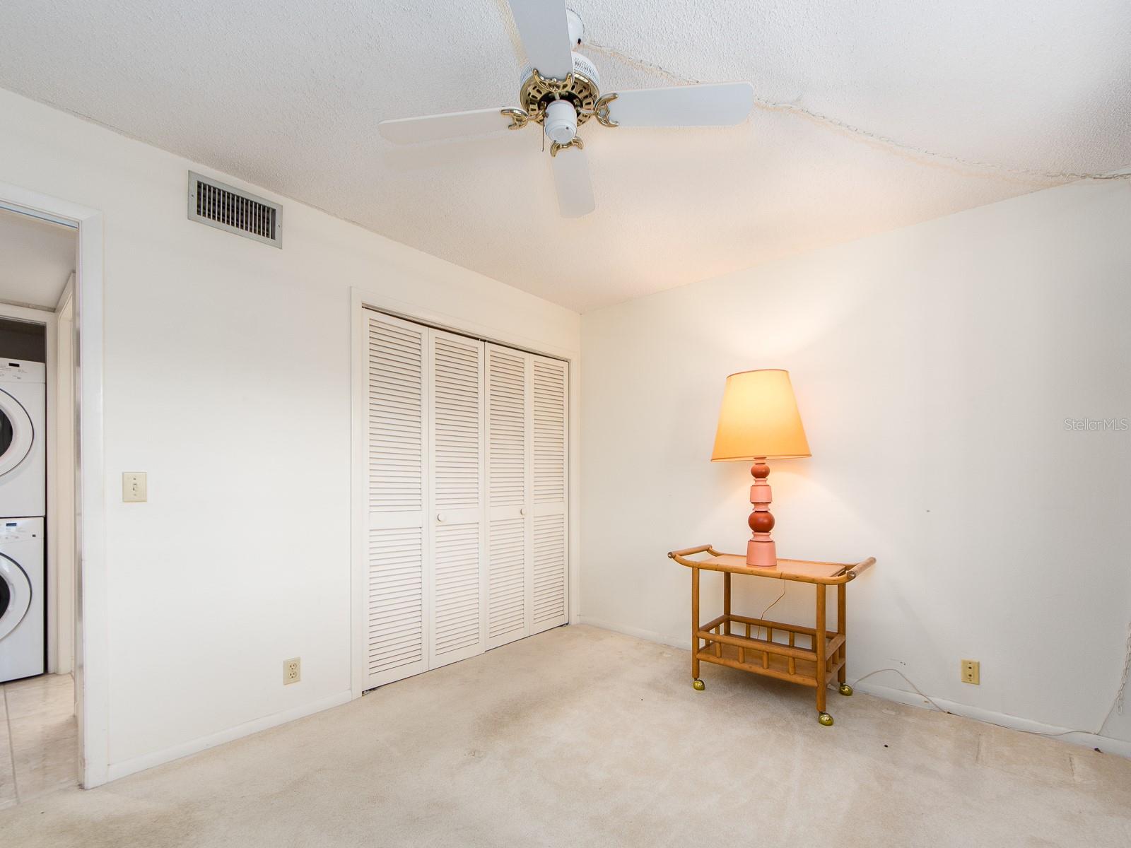 Image 31 of 45 For 3062 Eastland Boulevard 302d