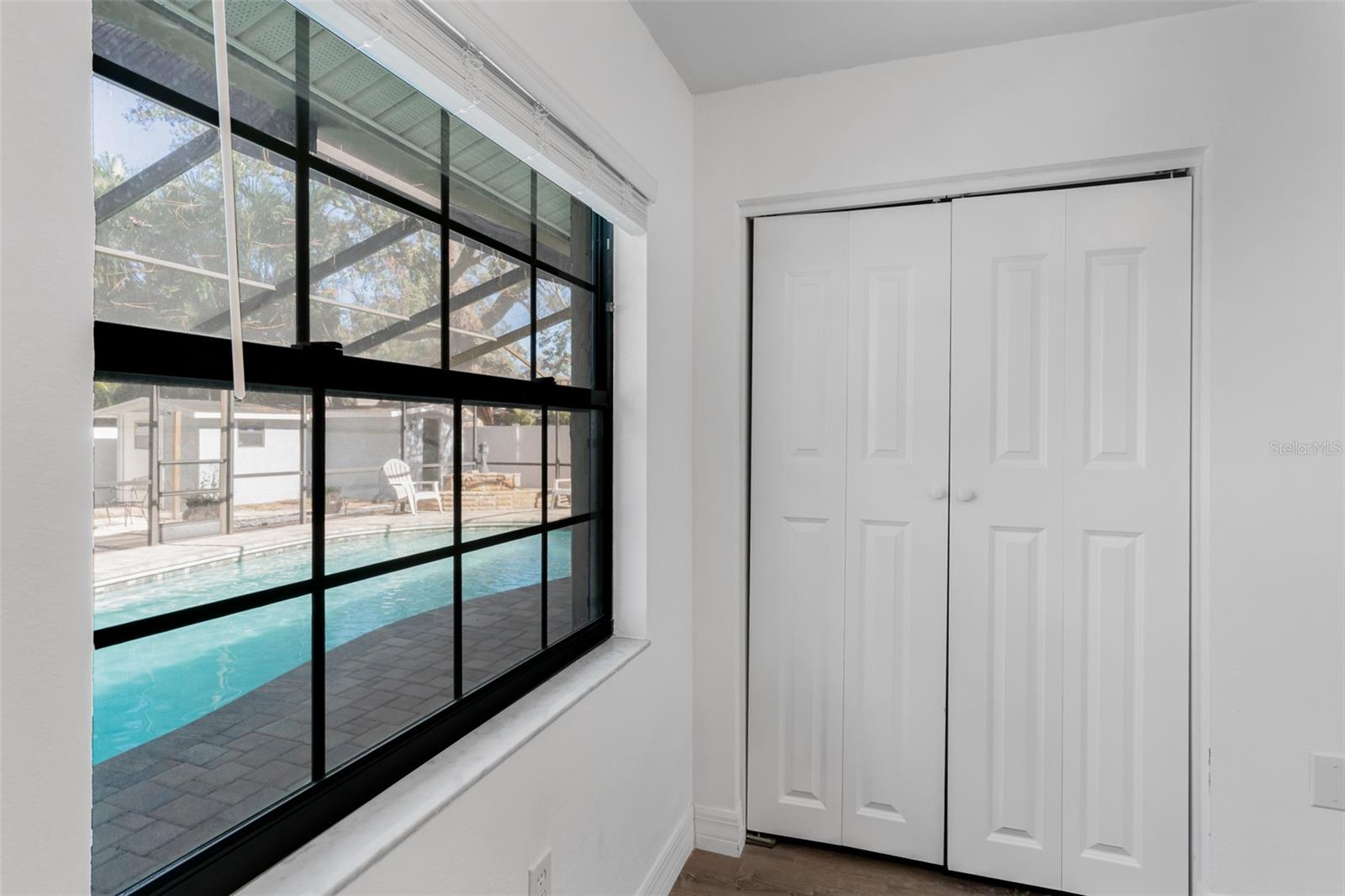 Image 22 of 41 For 11445 60th Street N