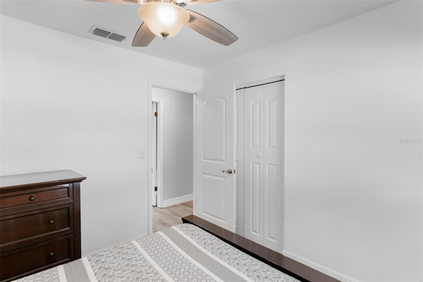 Image 25 of 41 For 11445 60th Street N