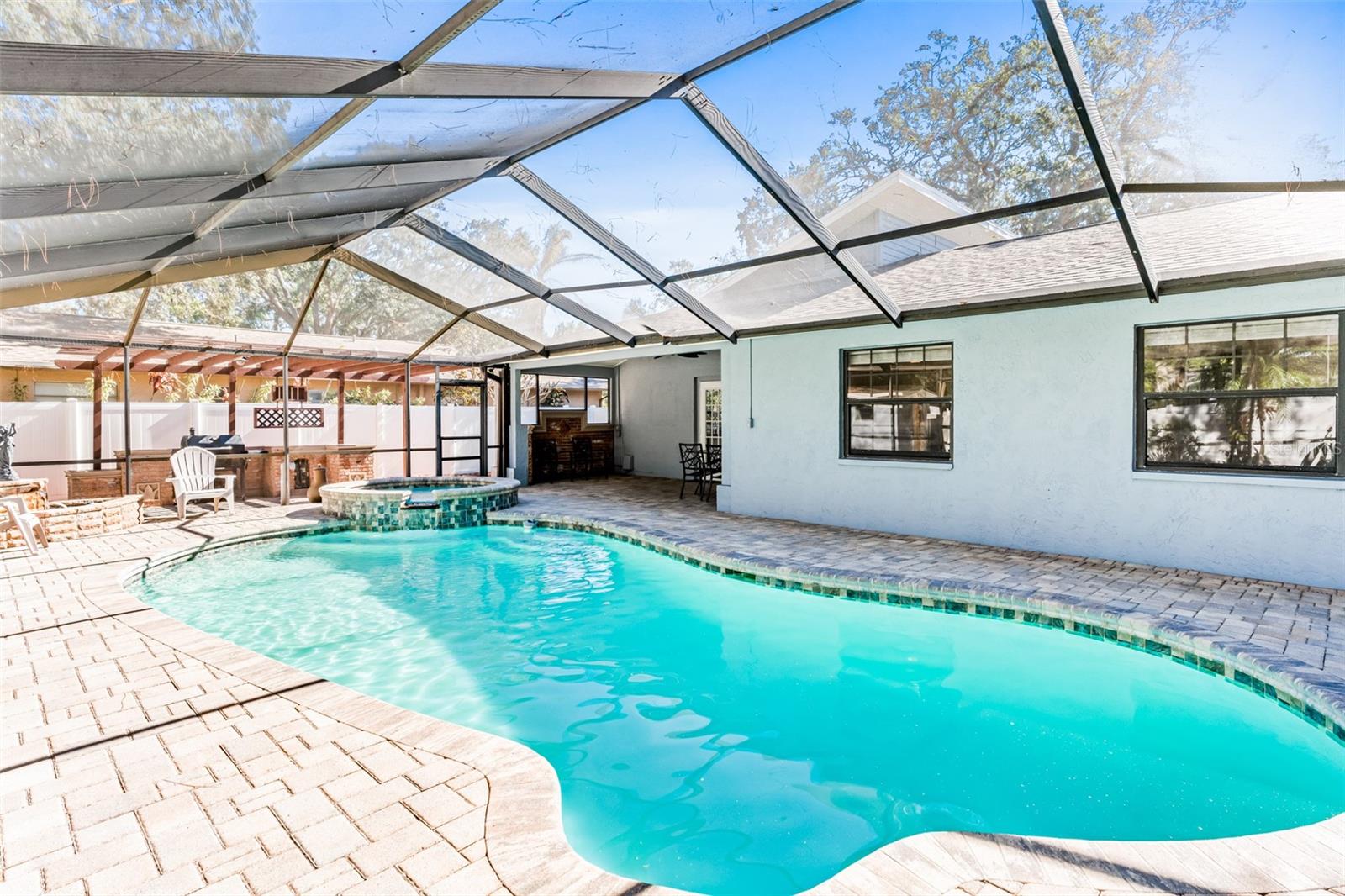 Image 31 of 41 For 11445 60th Street N