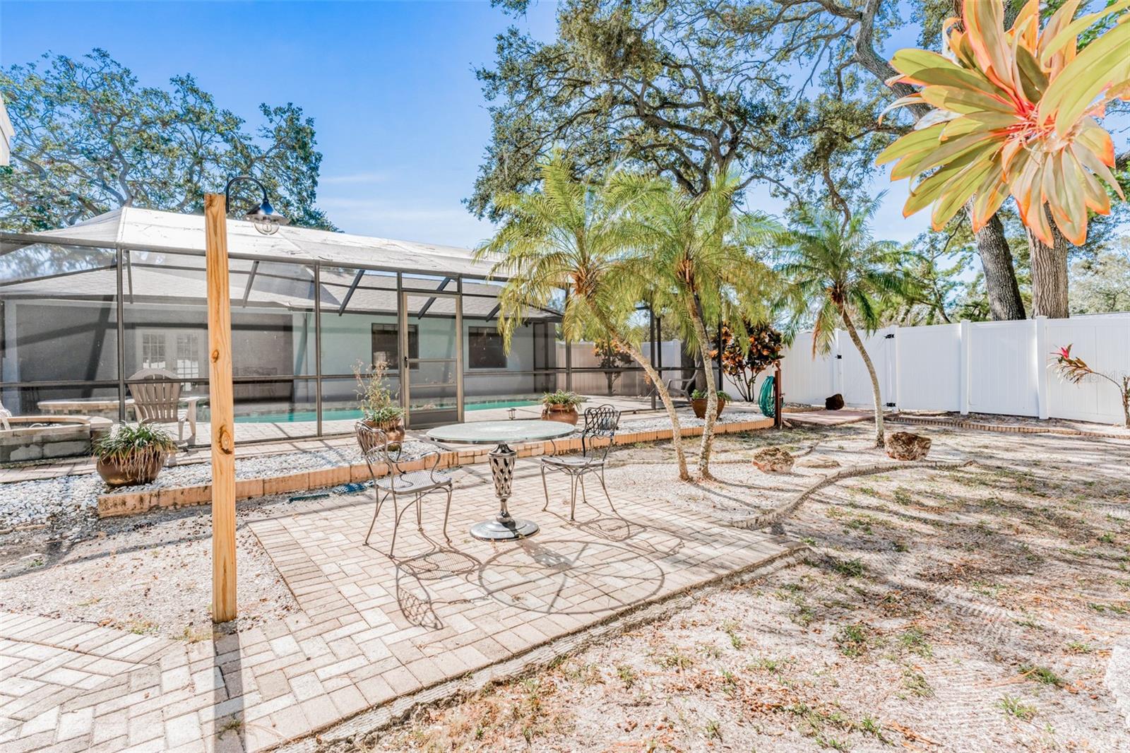 Image 36 of 41 For 11445 60th Street N