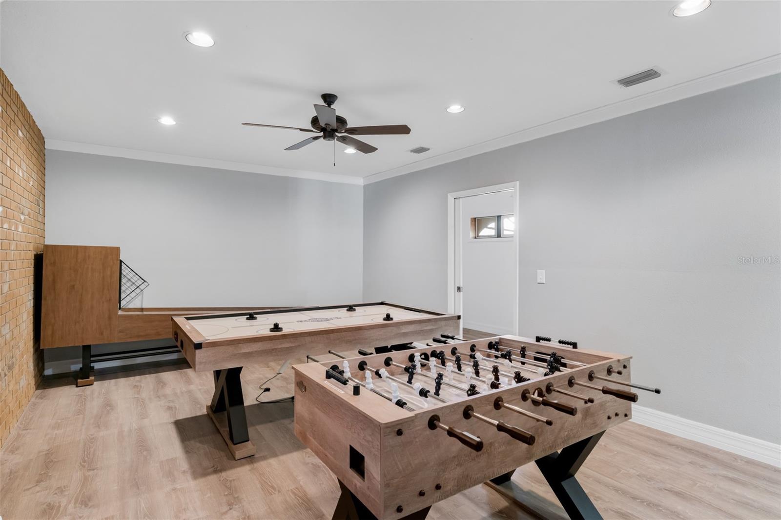 Image 9 of 41 For 11445 60th Street N