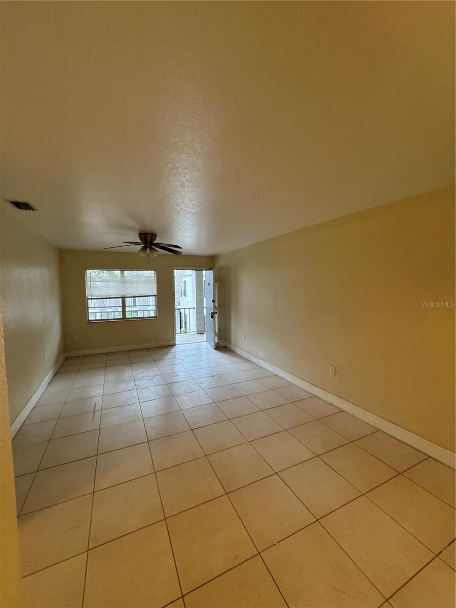 Image 4 of 16 For 5221 Bayshore Boulevard 37