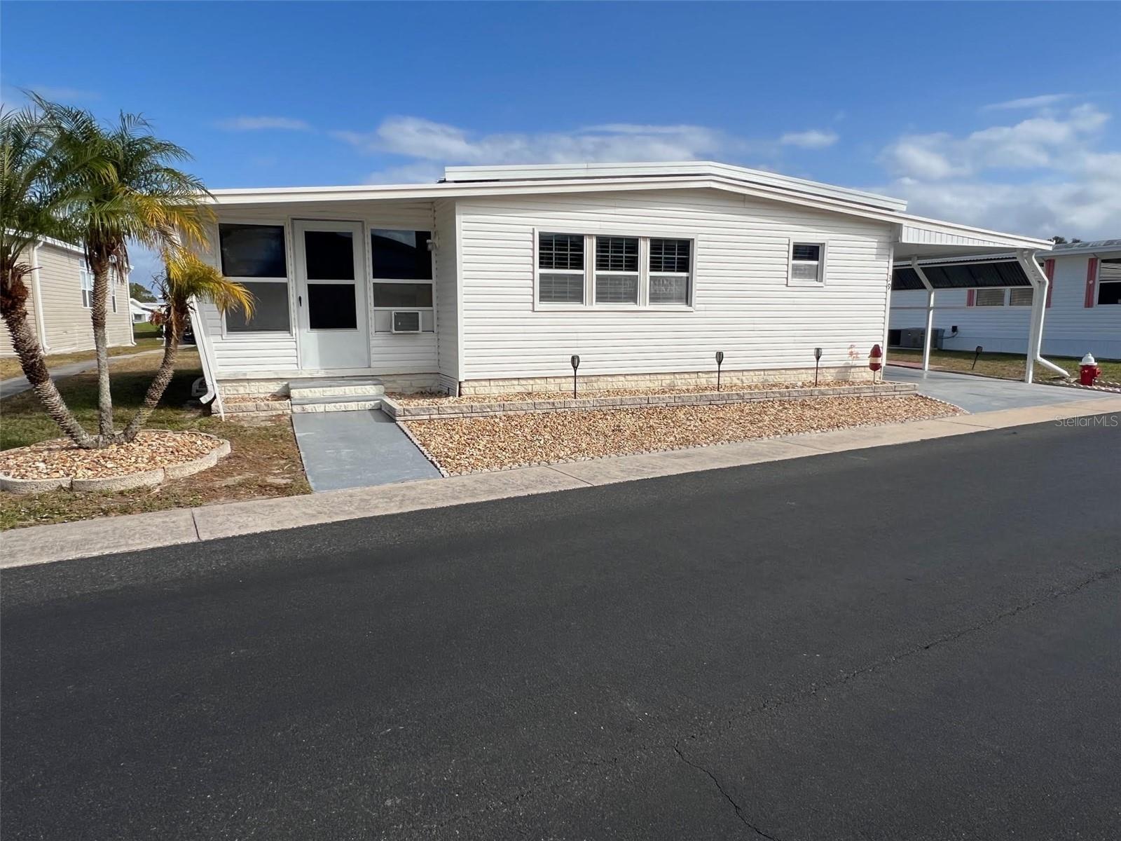 Details for 39 Pindo Palm Street W, LARGO, FL 33770