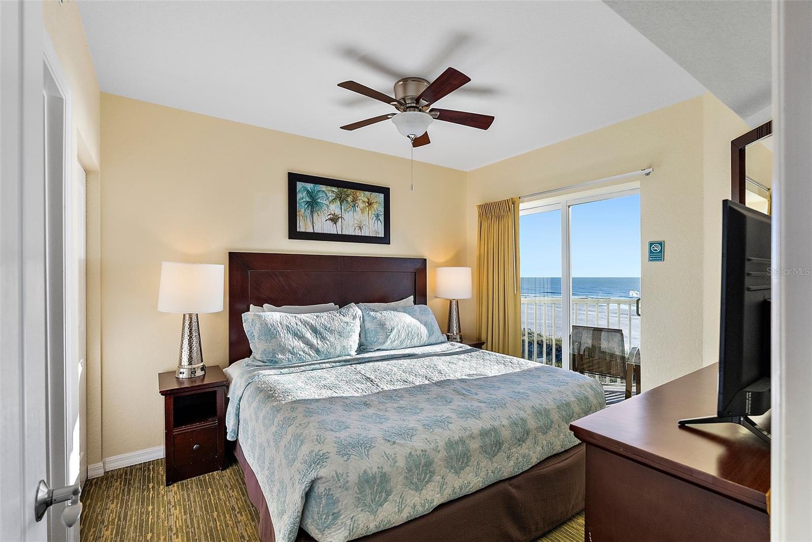 Listing photo id 13 for 12000 Gulf Boulevard 501-w