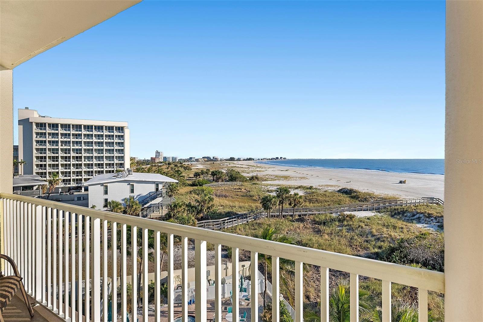 Listing photo id 20 for 12000 Gulf Boulevard 501-w