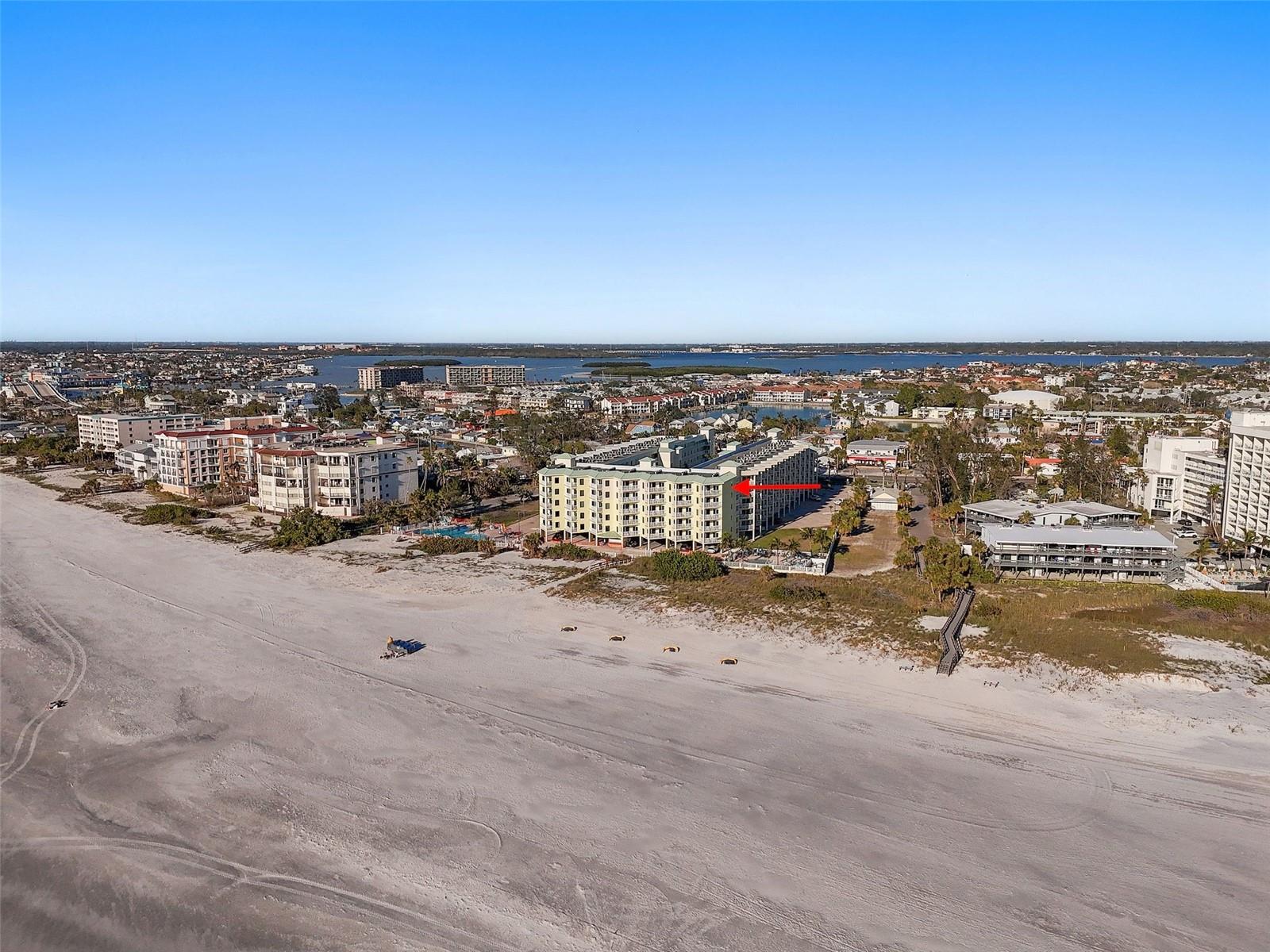 Listing photo id 25 for 12000 Gulf Boulevard 501-w