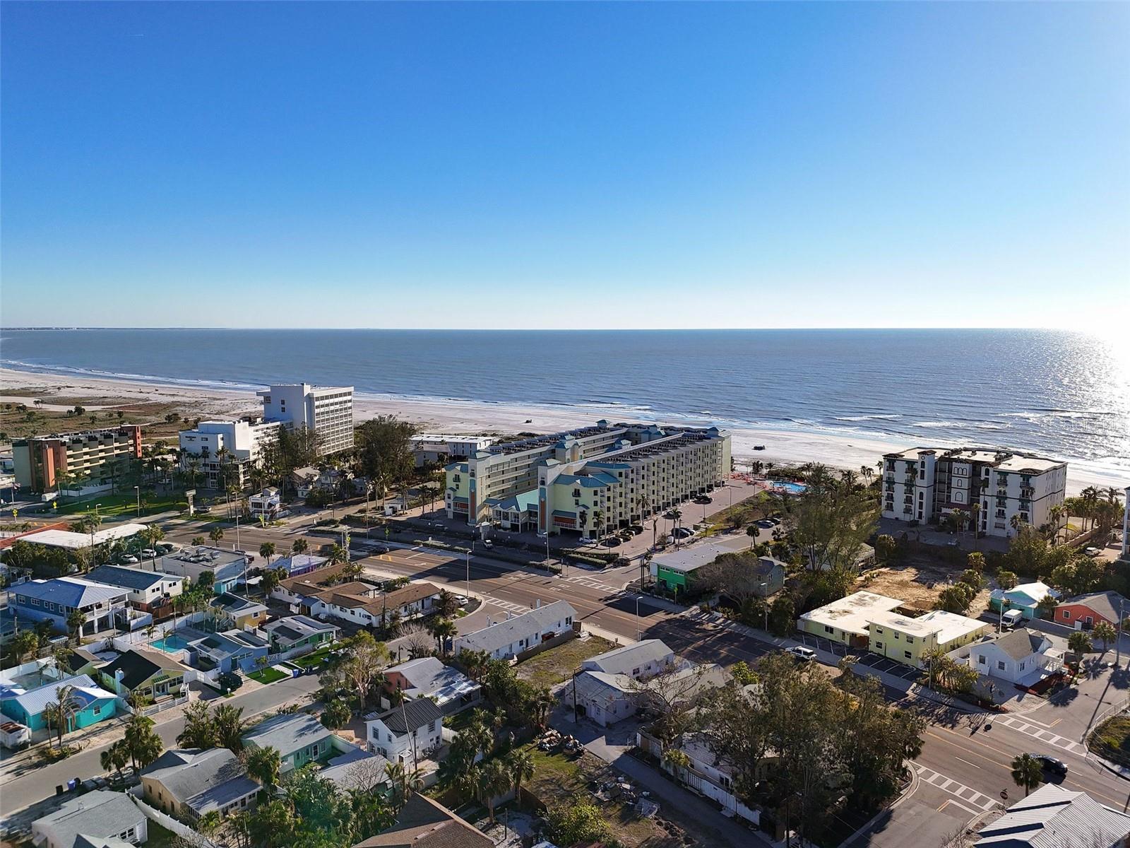 Listing photo id 28 for 12000 Gulf Boulevard 501-w