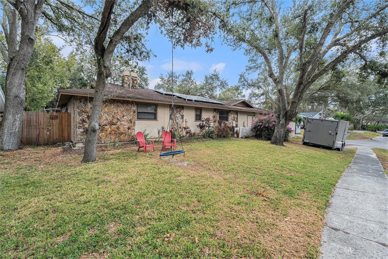 Listing photo id 28 for 44 Pinewood Circle