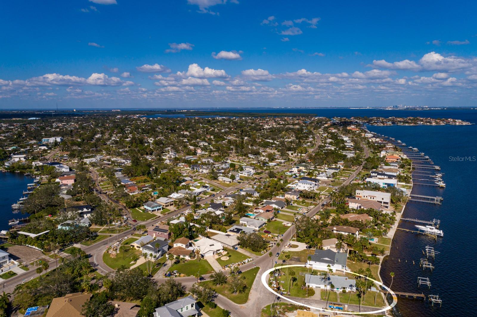 Image 8 of 40 For 3401 Bayshore Boulevard Ne