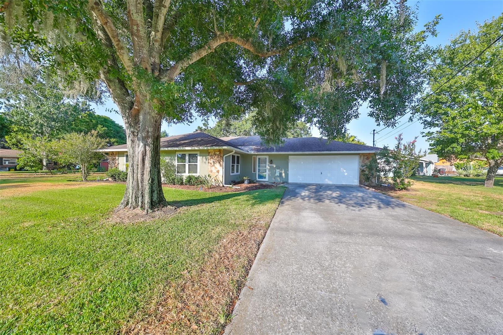 Details for 220 Coleman Drive E, WINTER HAVEN, FL 33884