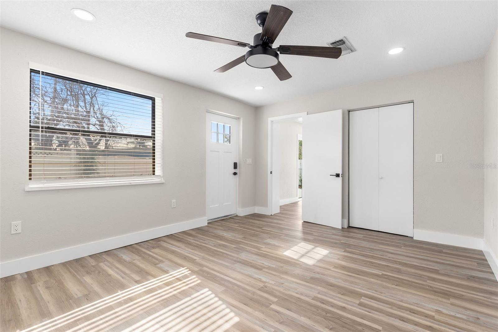 Image 31 of 44 For 490 82nd Avenue