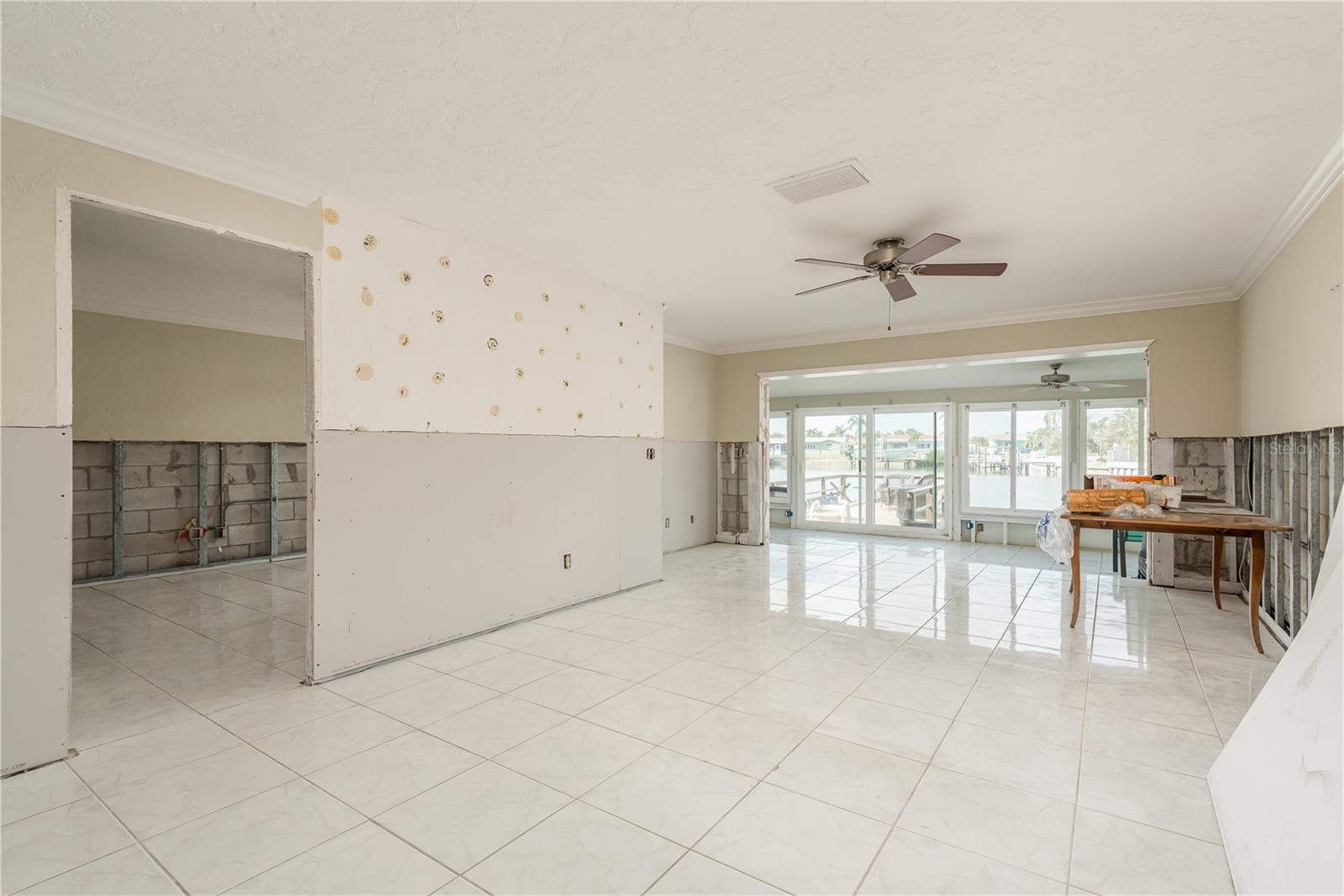 Image 11 of 41 For 417 Boca Ciega Point Boulevard N 417