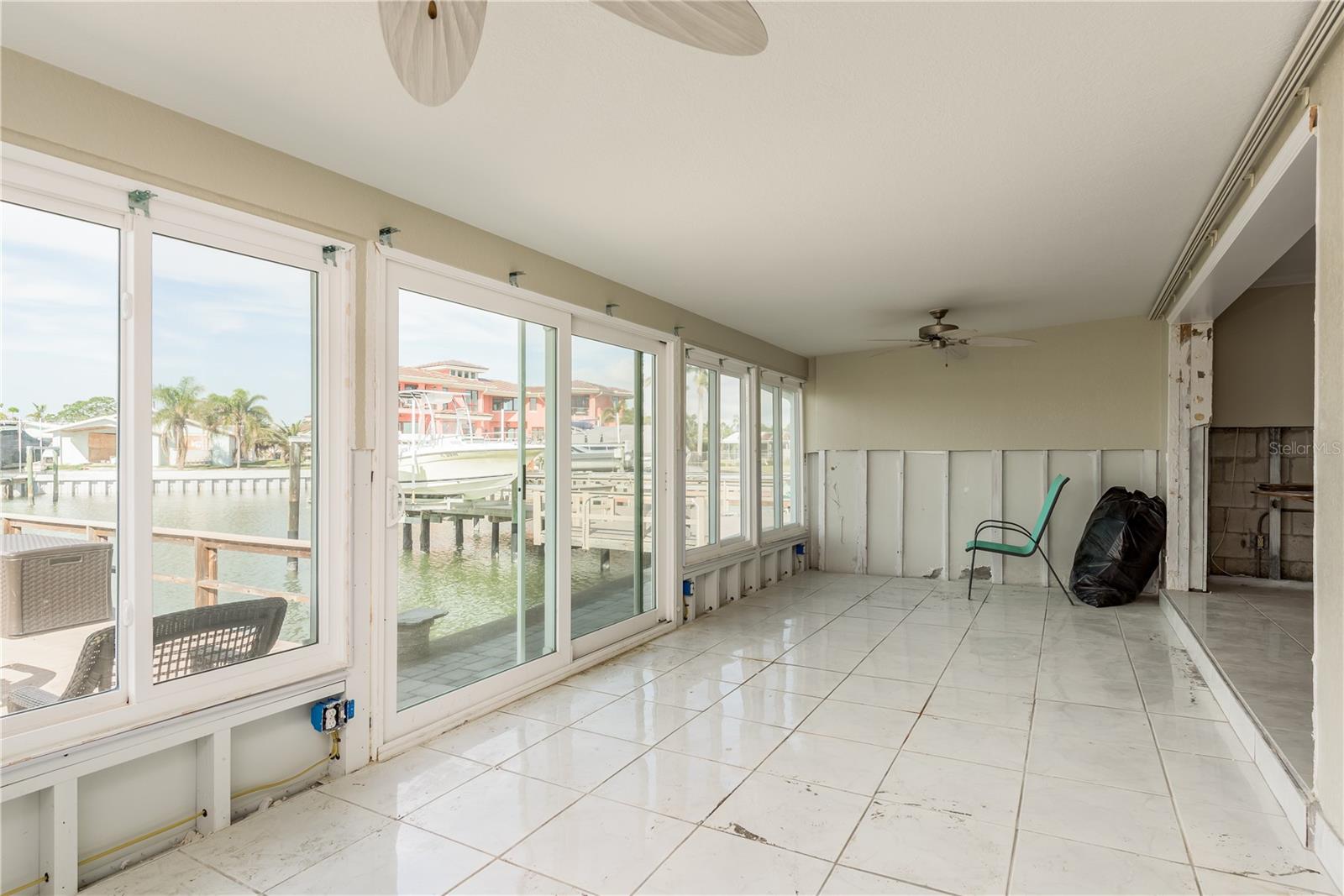 Image 23 of 41 For 417 Boca Ciega Point Boulevard N 417