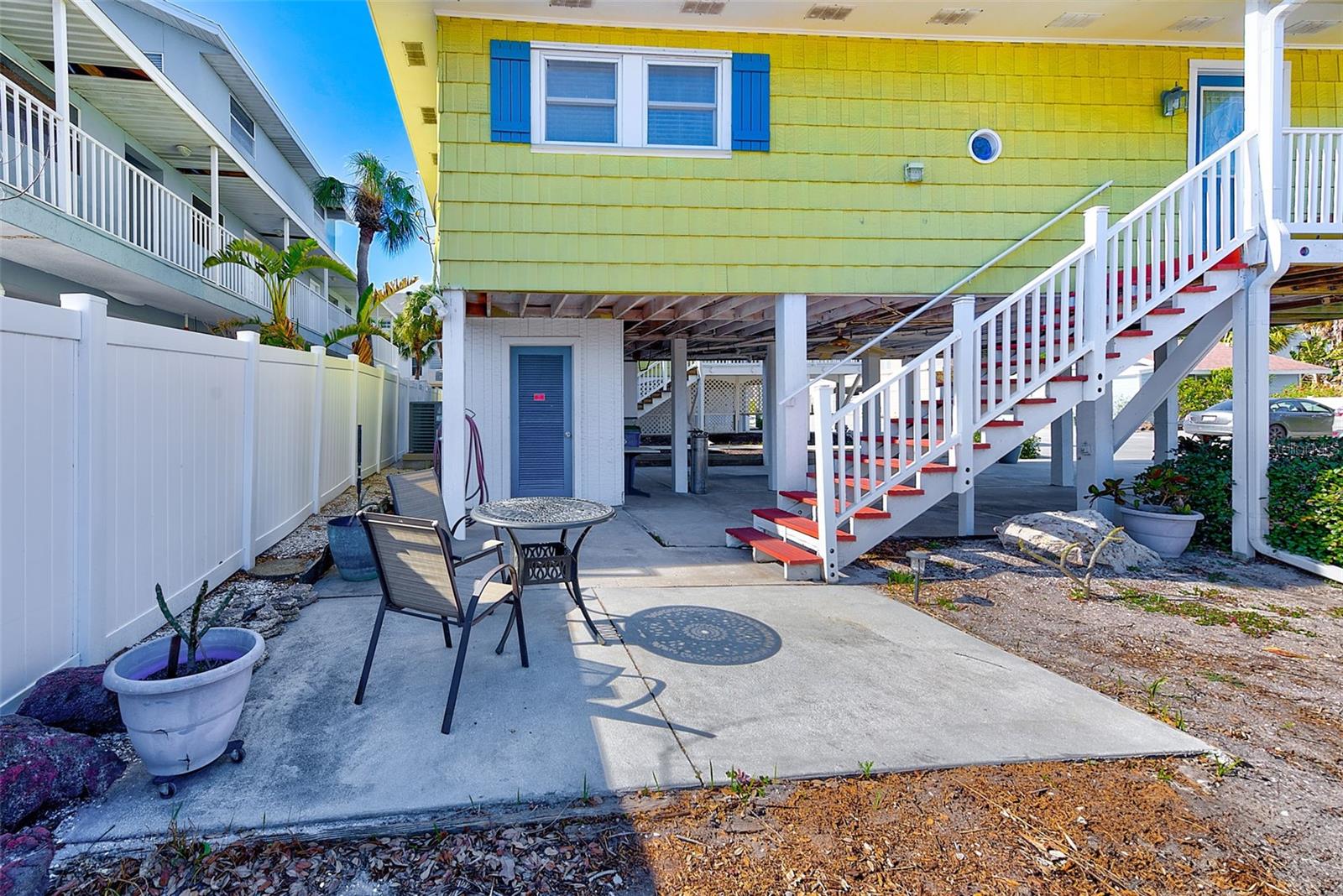 Listing photo id 29 for 1808 Gulf Boulevard A & B