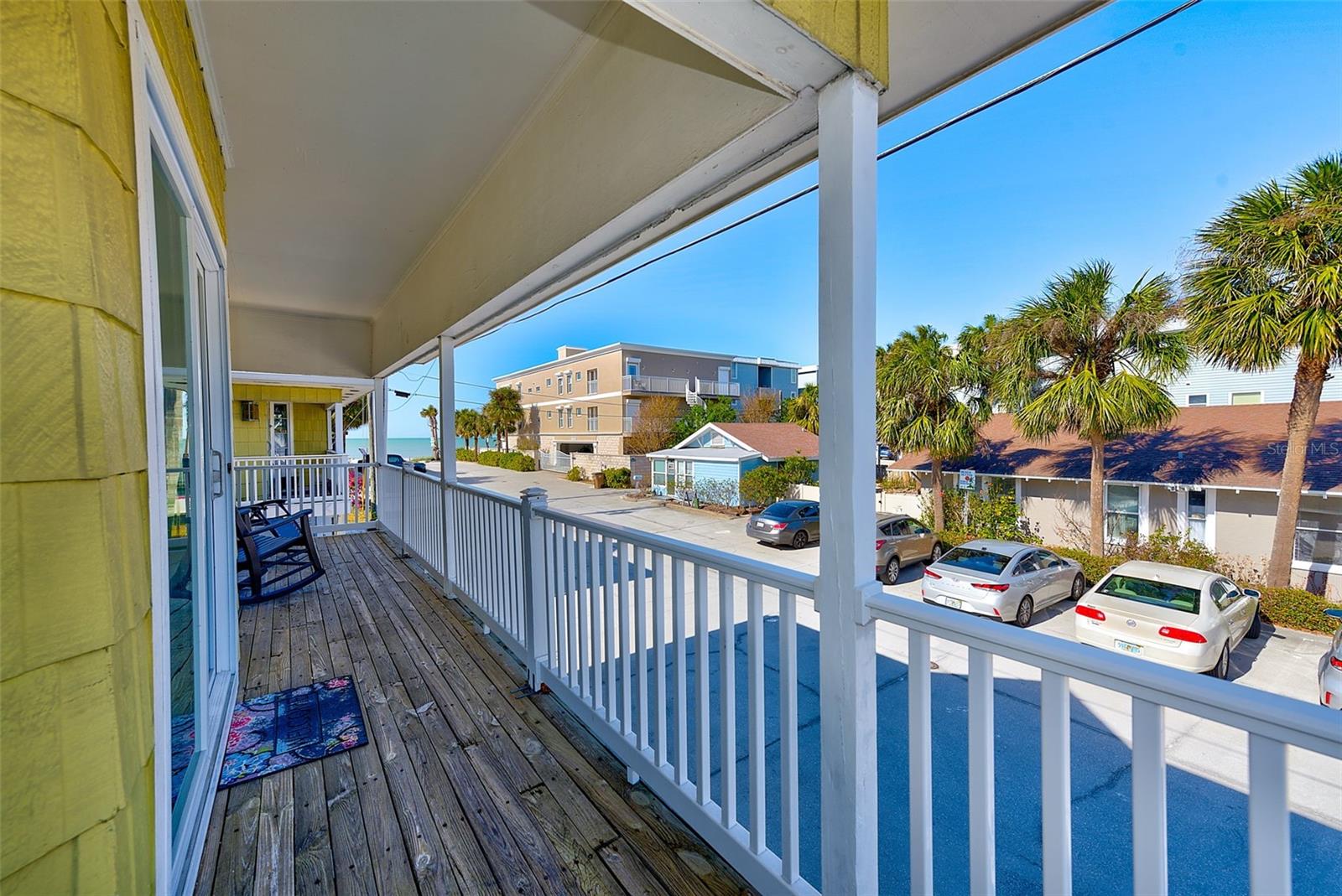 Listing photo id 31 for 1808 Gulf Boulevard A & B