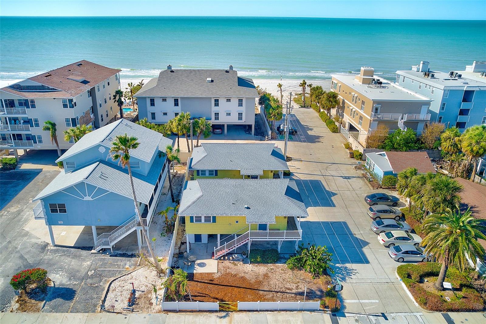 Listing photo id 34 for 1808 Gulf Boulevard A & B