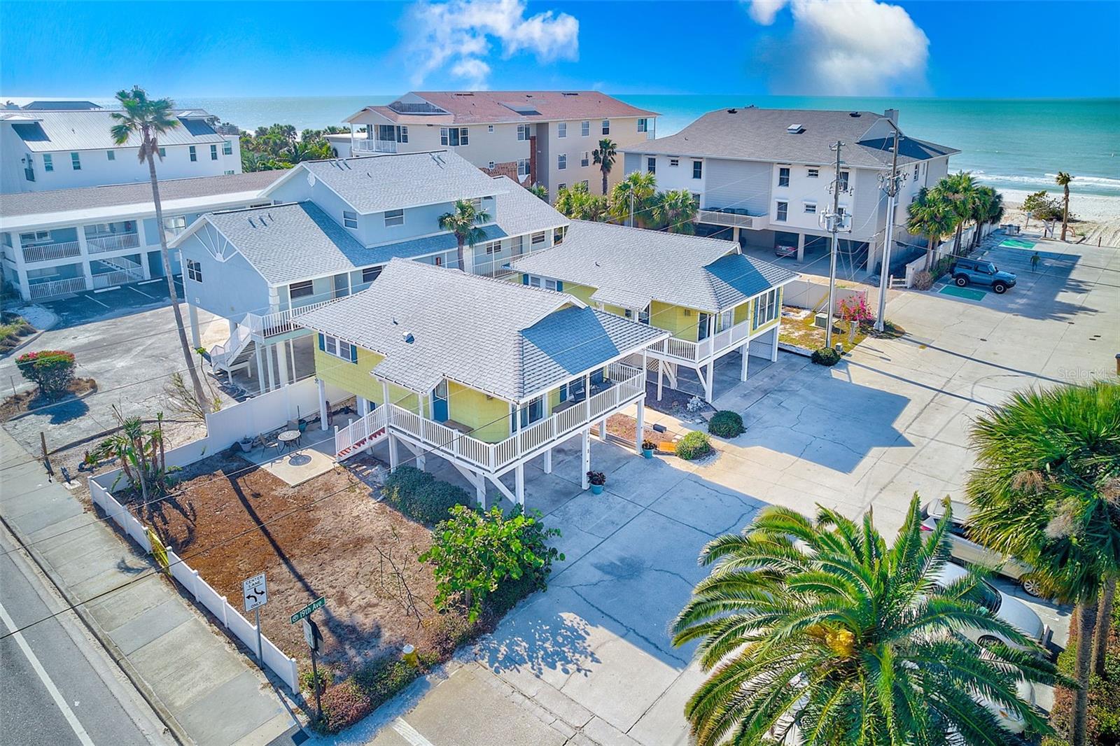 Listing photo id 36 for 1808 Gulf Boulevard A & B