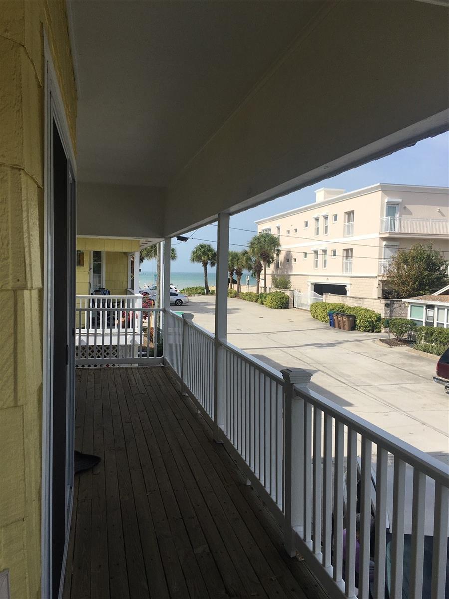 Listing photo id 60 for 1808 Gulf Boulevard A & B