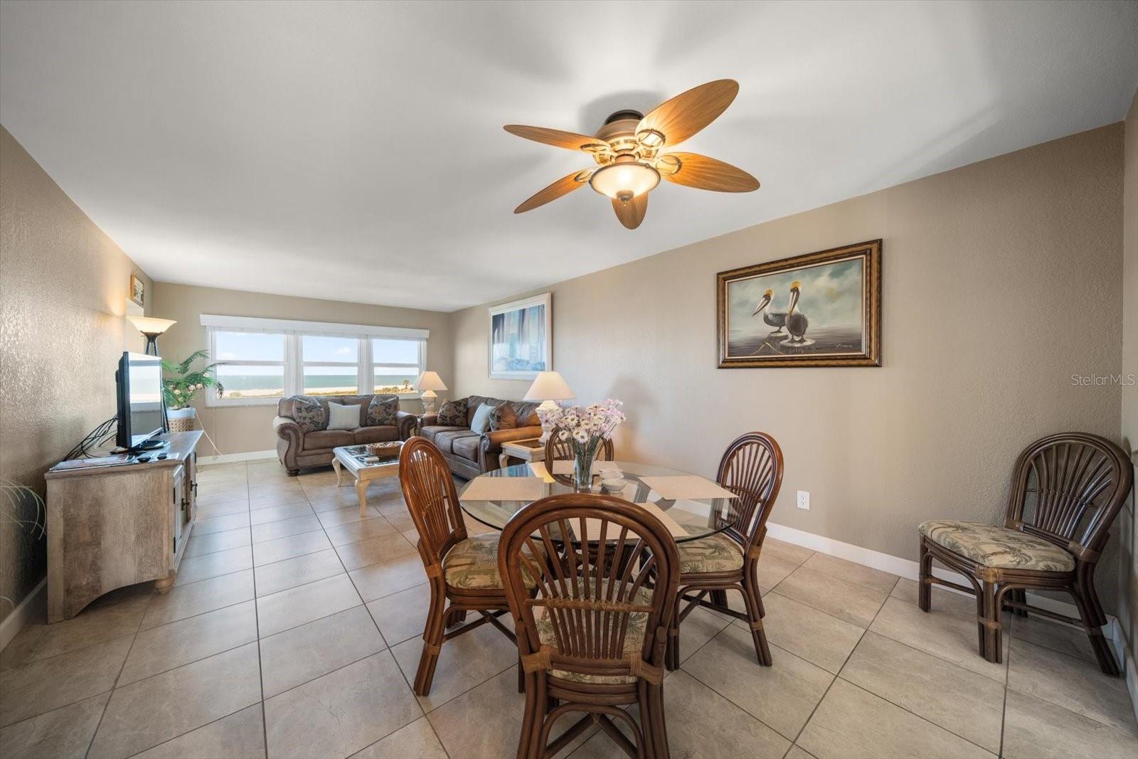 Image 11 of 43 For 1230 Gulf Boulevard 402