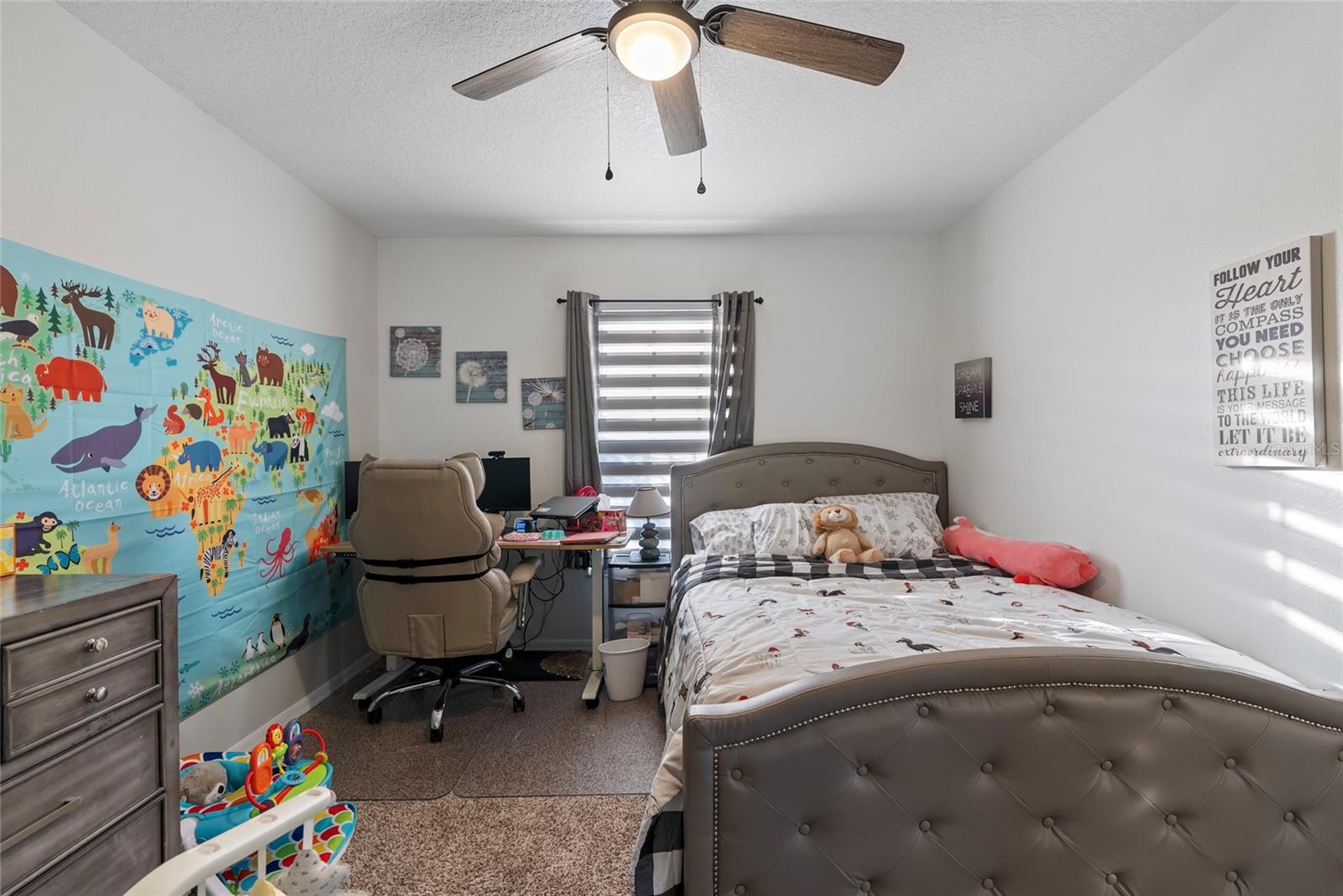 Listing photo id 17 for 3204 Whitley Bay Court