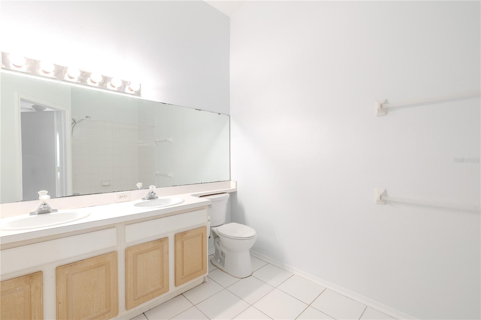 Image 28 of 42 For 2432 Lake Woodberry Circle