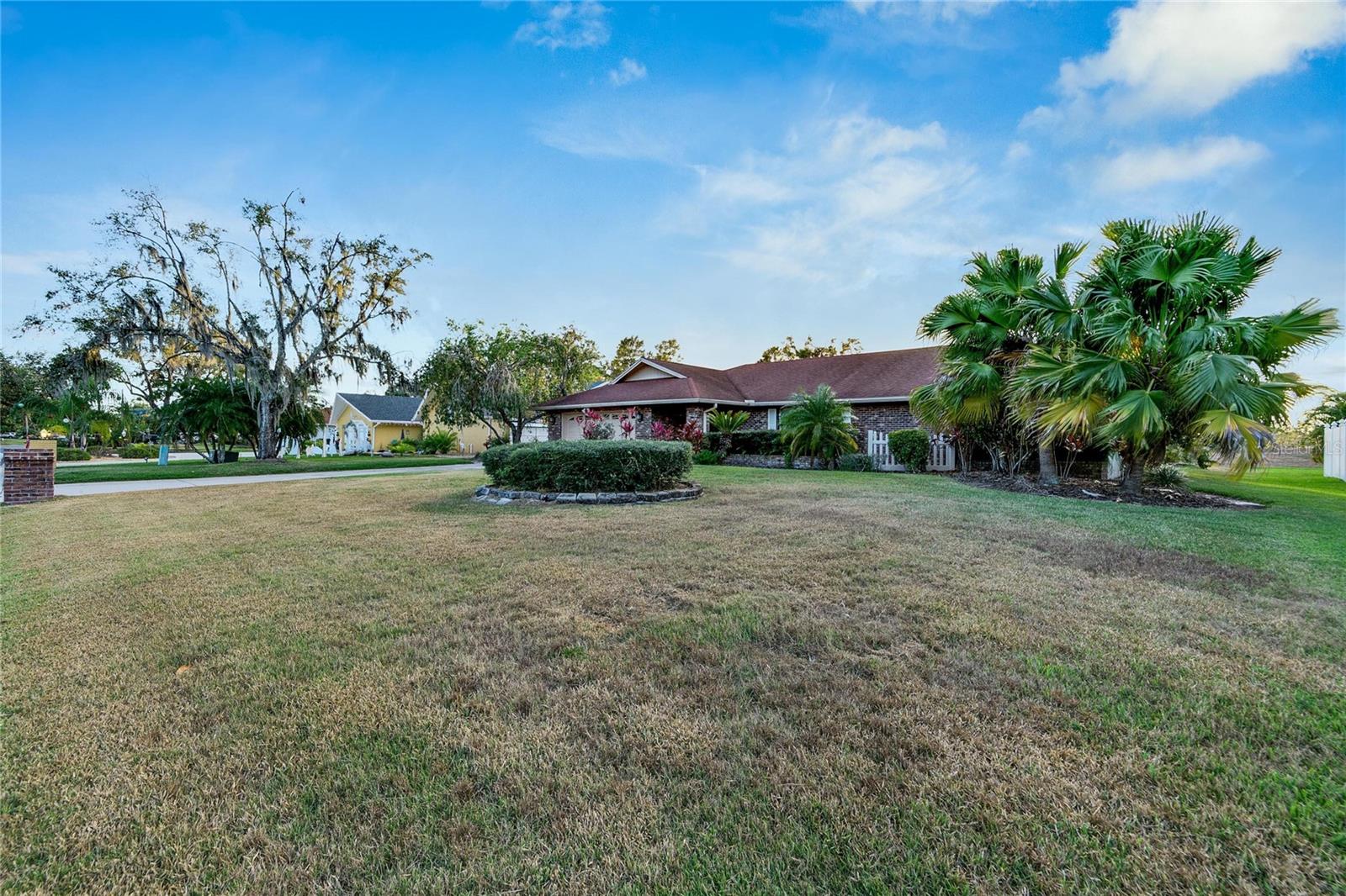 Image 10 of 79 For 1903 Country Club Court