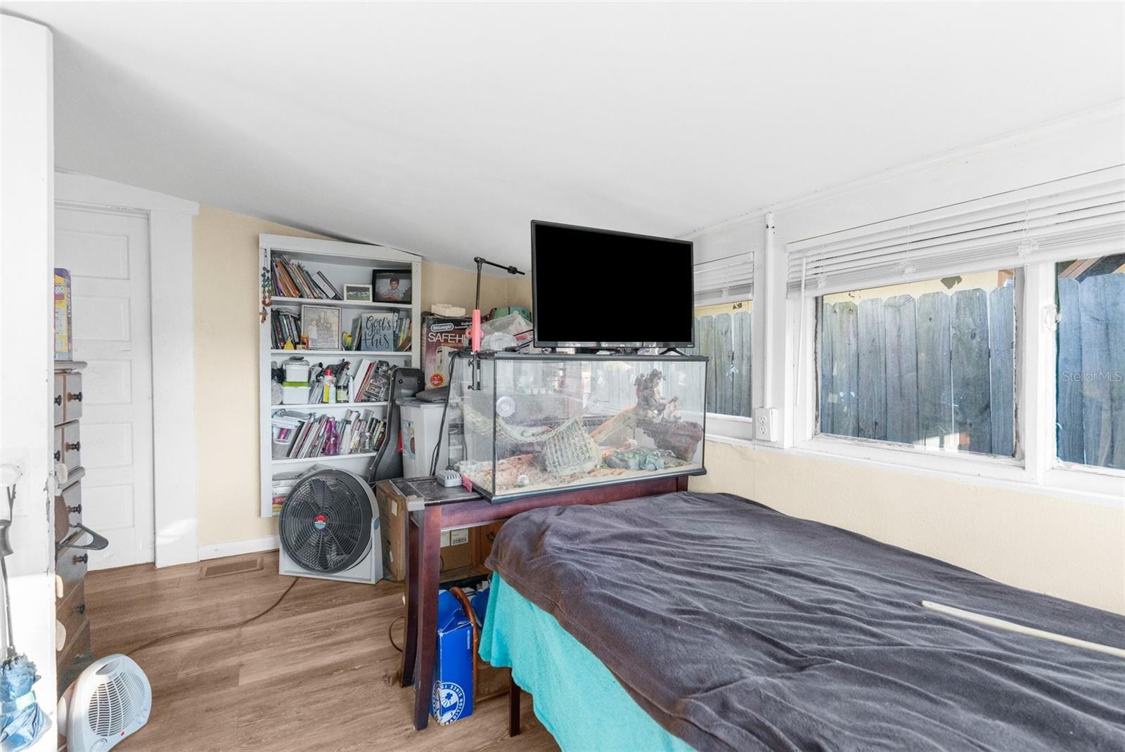 Image 11 of 19 For 4734 15th Avenue S
