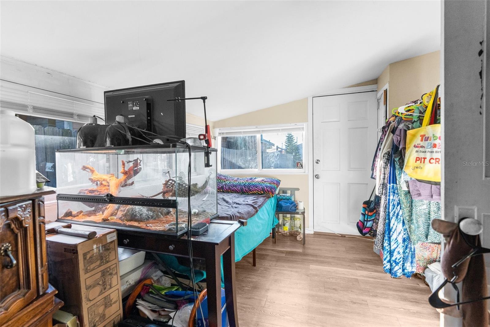 Image 12 of 19 For 4734 15th Avenue S