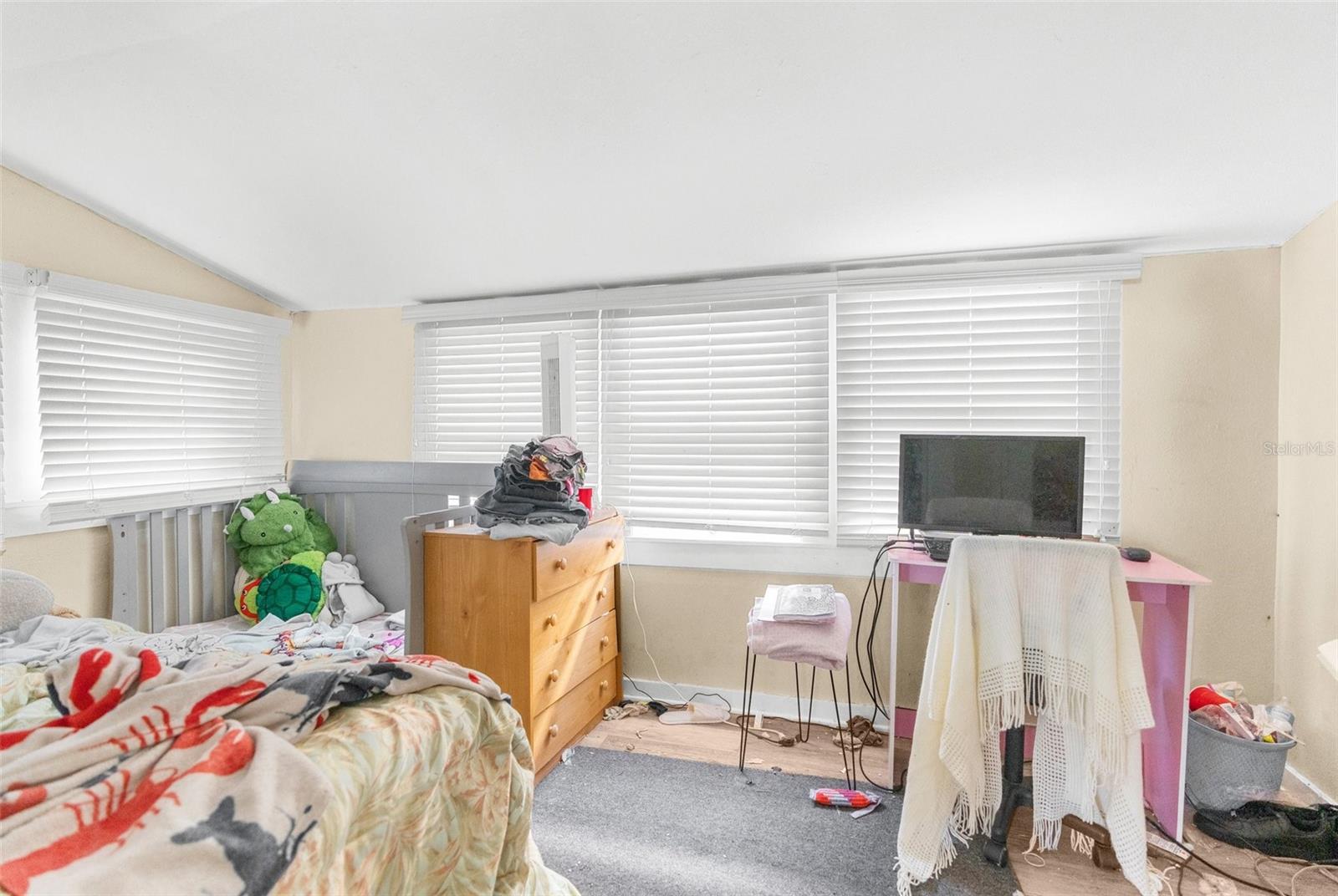 Image 15 of 19 For 4734 15th Avenue S