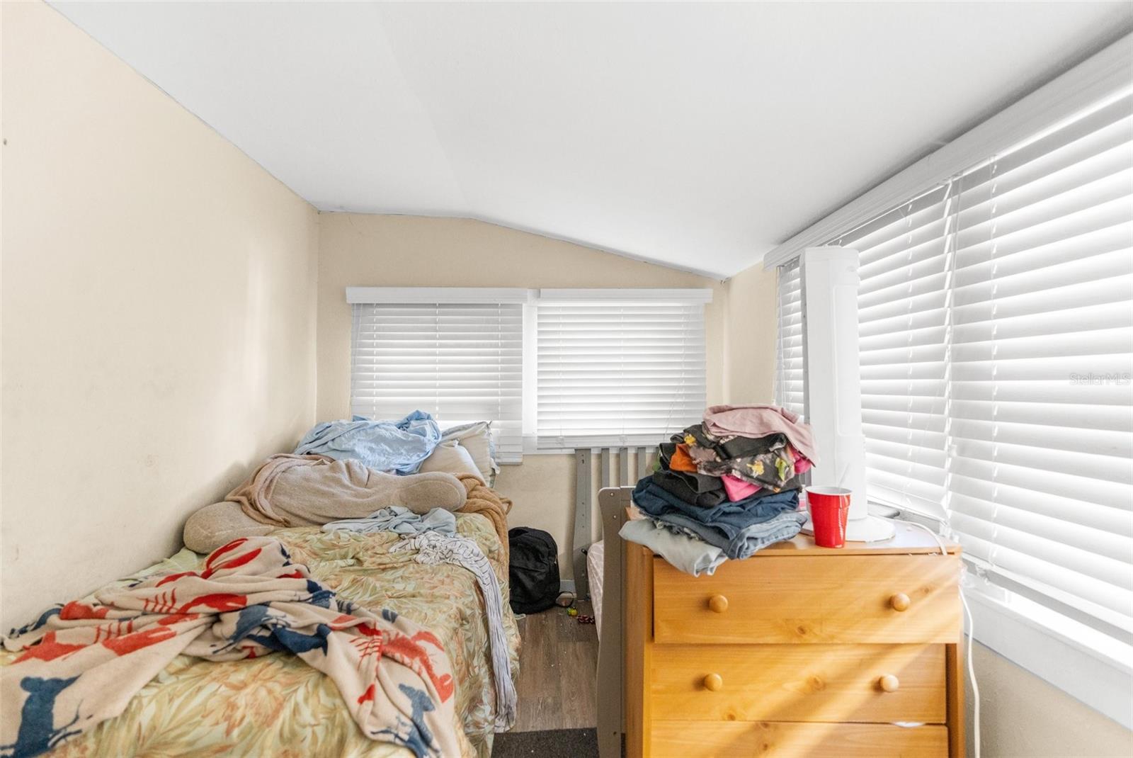 Image 16 of 19 For 4734 15th Avenue S
