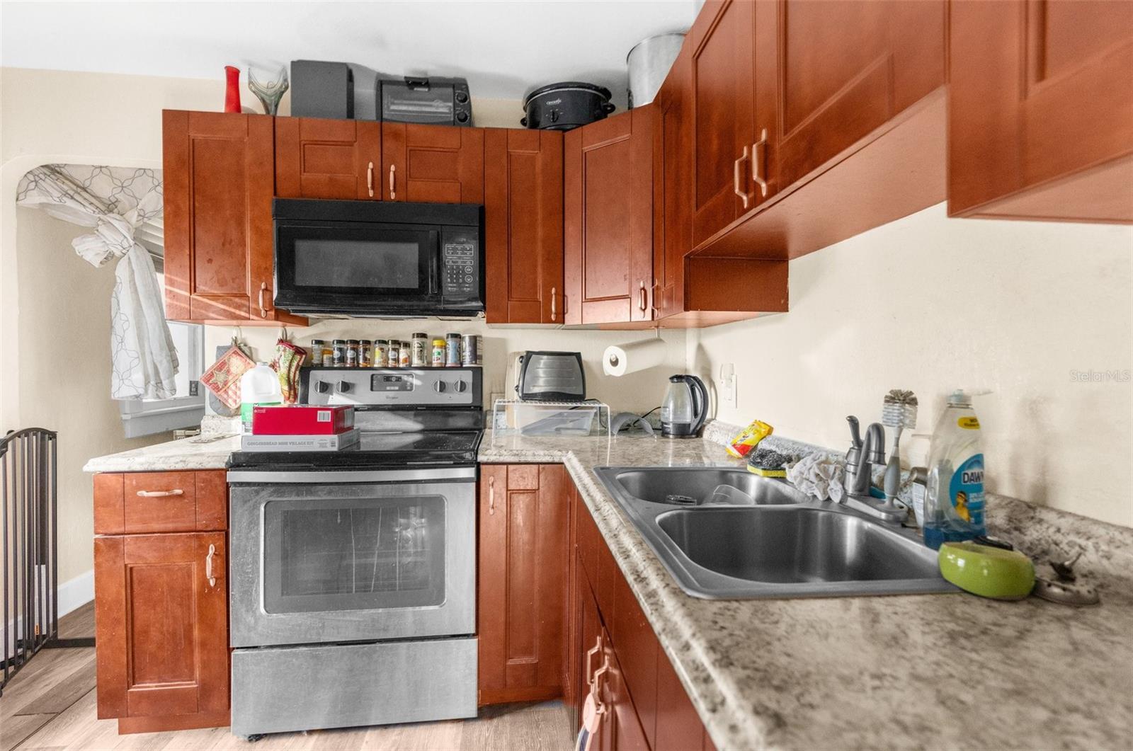 Image 8 of 19 For 4734 15th Avenue S