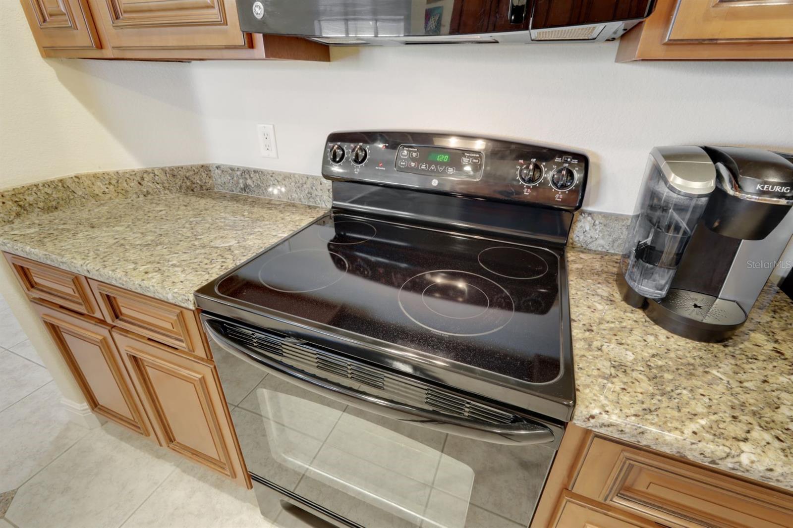 Image 13 of 35 For 403 47th Terrace  203