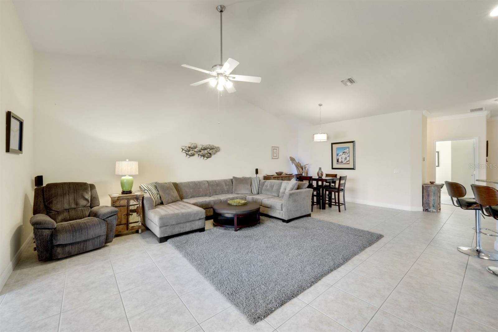 Image 17 of 35 For 403 47th Terrace  203
