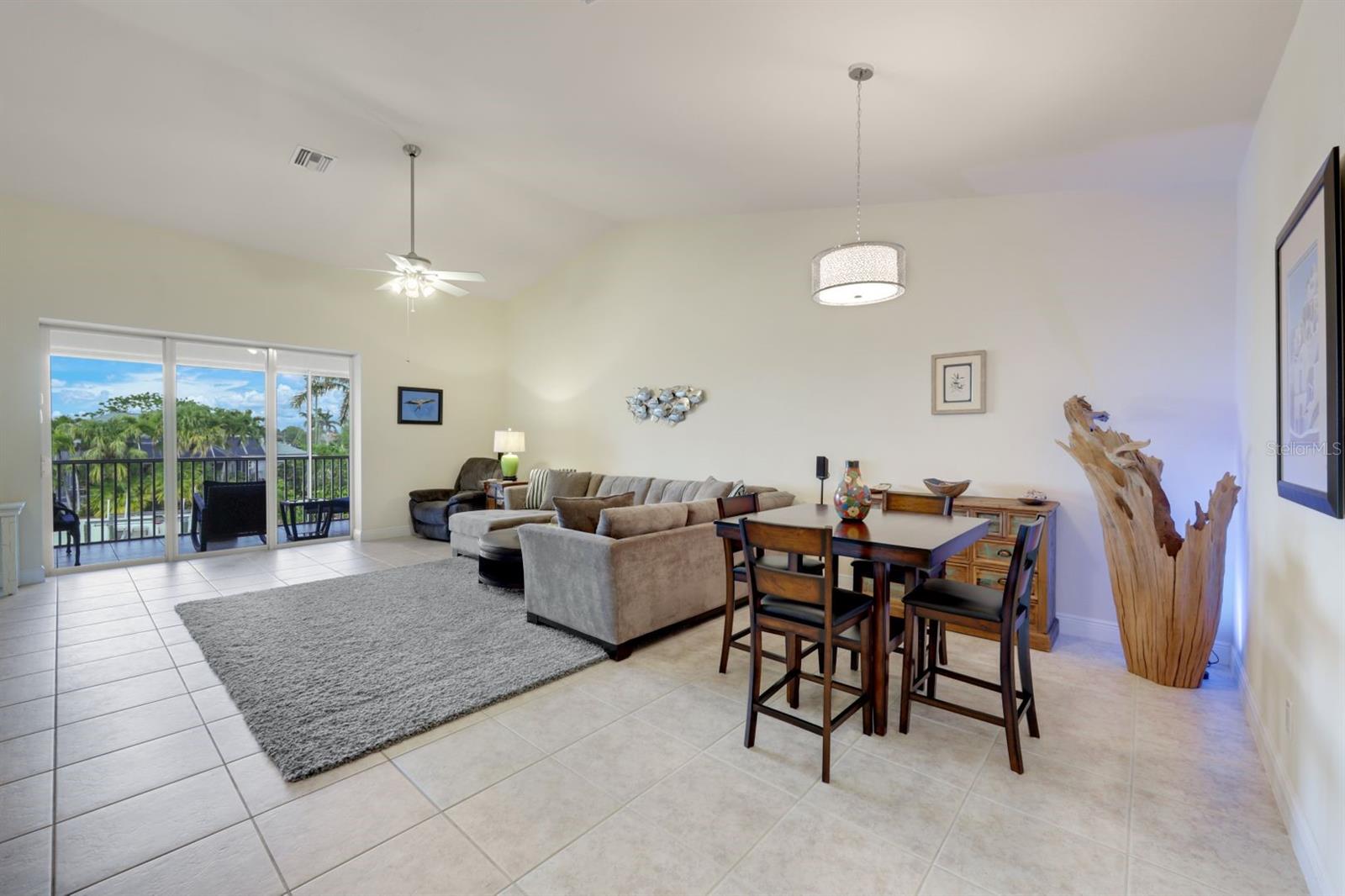 Image 18 of 35 For 403 47th Terrace  203