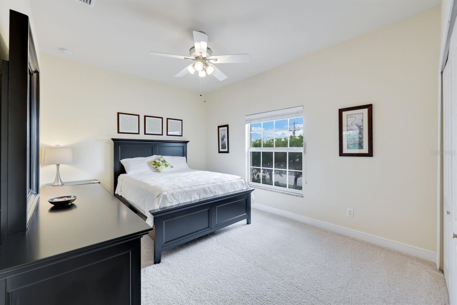 Image 22 of 35 For 403 47th Terrace  203